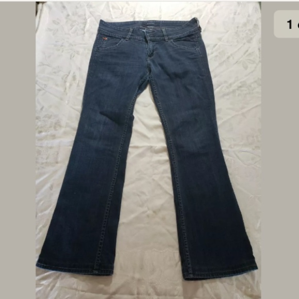 Hudson Brand Low Boot Cut Dark Blue Jeans Size 29